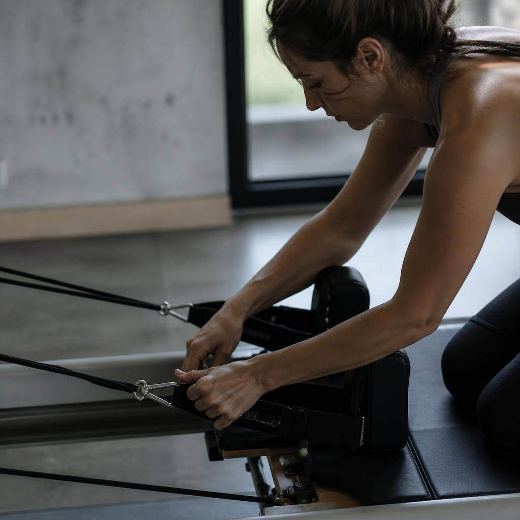 Pilates vs เวทเทรนนิง แบบไหนเหมาะกับเป้าหมายของคุณมากกว่า